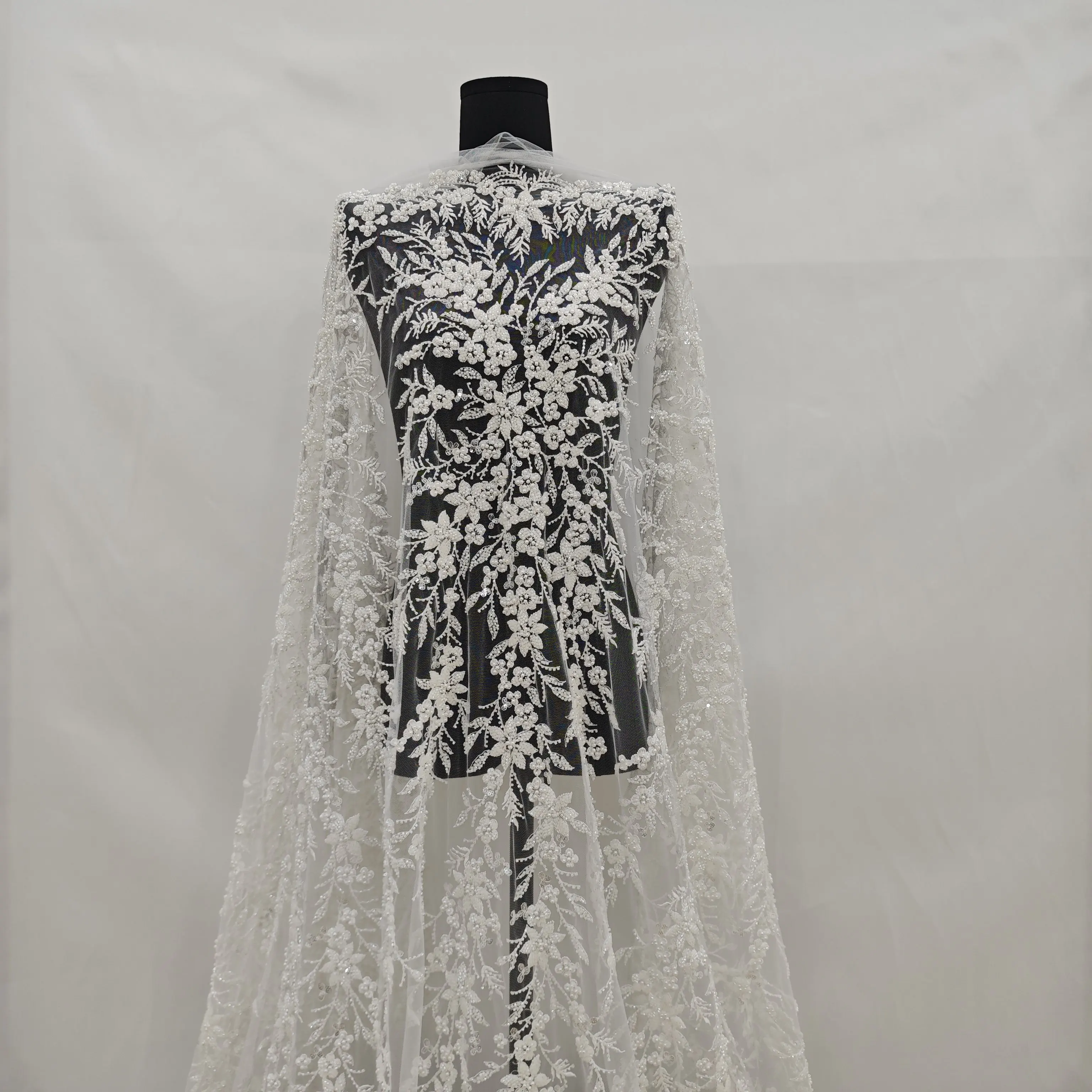 Lace Appliqued Fabric with Full Beaded Sequins Tube Customizable Tulle for Bridal Dress DIY Embellishments Lace Trim Material
Lace Appliqued Fabric with Full Beaded Sequins Tube Customizable Tulle for Bridal Dress DIY Embellishments Lace Trim Material