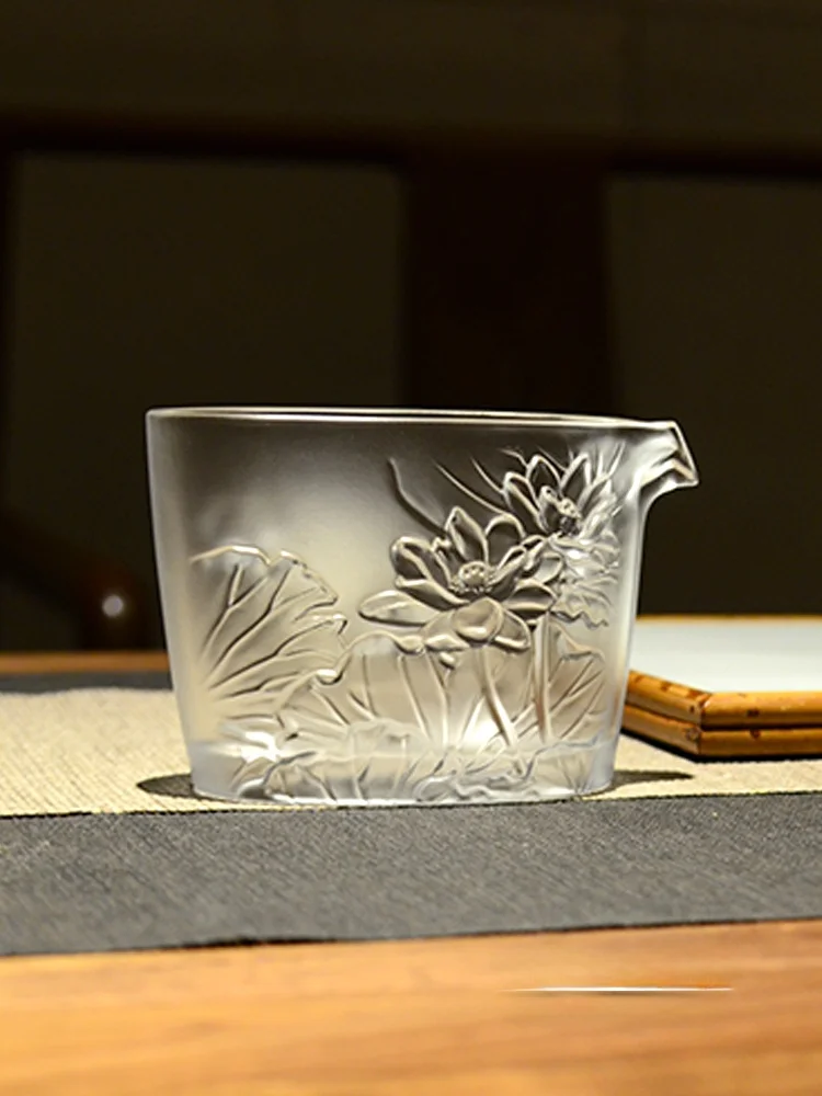 Чайный набор Liang Mingyu Ancient Method: Чаша для общего чаепития «Лотосовый пруд», Чаша для сухого заваривания, Чаша для чайной церемонии в стиле Дзен
Чайный набор Liang Mingyu Ancient Method: Чаша для общего чаепития «Лотосовый пруд», Чаша для сухого заваривания, Чаша для чайной церемонии в стиле Дзен