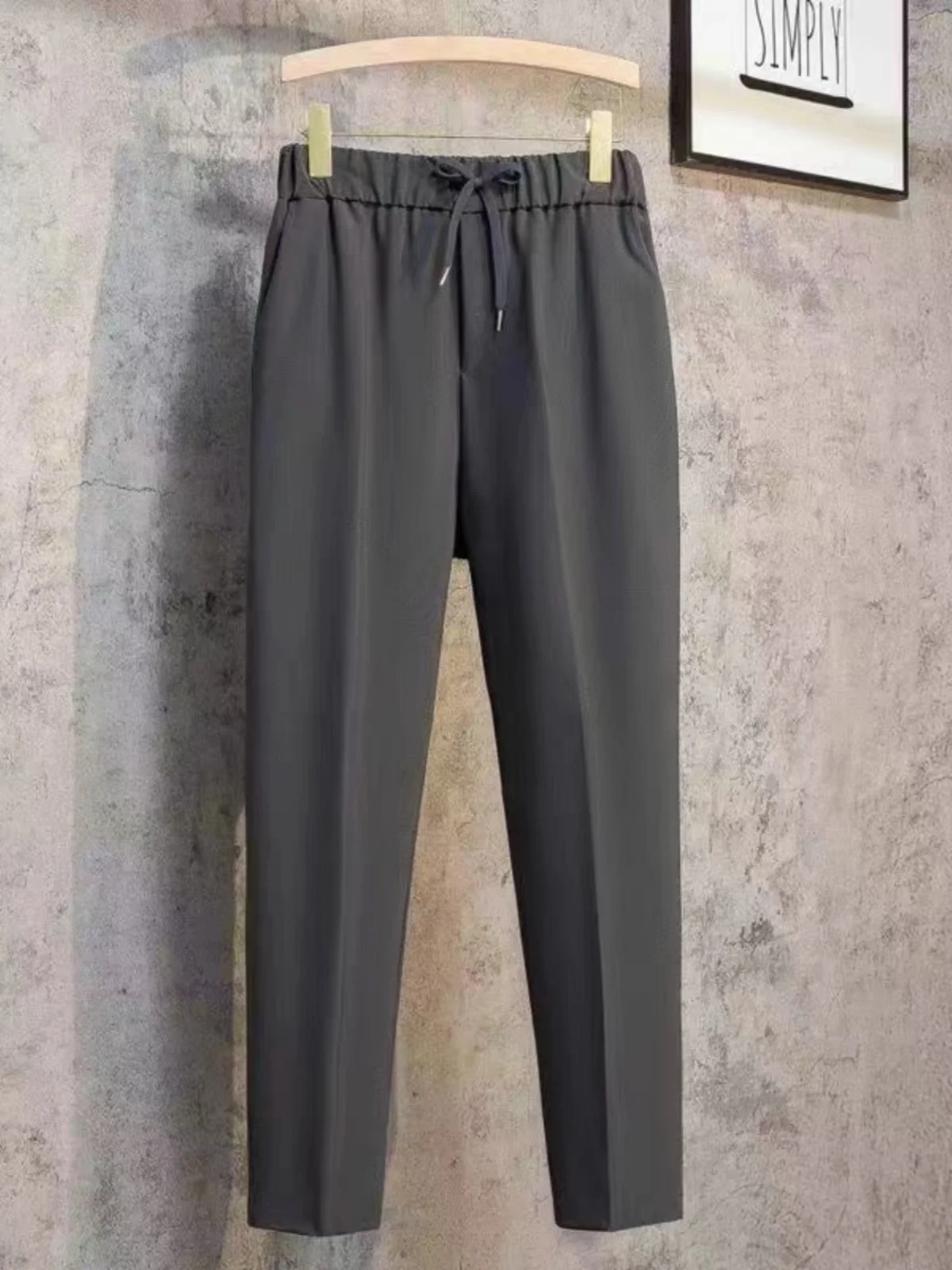 Yuzhao Lin Мужские повседневные брюки Nine Points Rope Bule Drapey Sle Pure Color Прямые брюки универсальные весенне-осенние корейские версии...
Yuzhao Lin Мужские повседневные брюки Nine Points Rope Bule Drapey Sle Pure Color Прямые брюки универсальные весенне-осенние корейские версии...