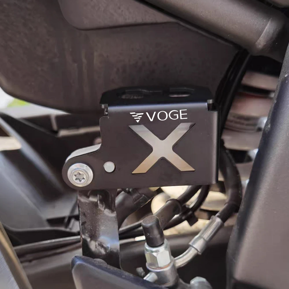2025 New For VOGE 625 DSX 625 DSX625 625DSX DS625X DS 625X 625 X 2026 Rear Brake Fluid Reservoir Cover Guard Oil Cup Protector
2025 New For VOGE 625 DSX 625 DSX625 625DSX DS625X DS 625X 625 X 2026 Rear Brake Fluid Reservoir Cover Guard Oil Cup Protector