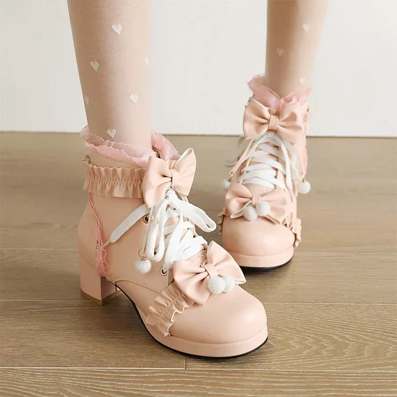 2026 Autumn and winter sweet princess Martin boots women's short shoes Lolita thick heel thickened pair
2026 Autumn and winter sweet princess Martin boots women's short shoes Lolita thick heel thickened pair