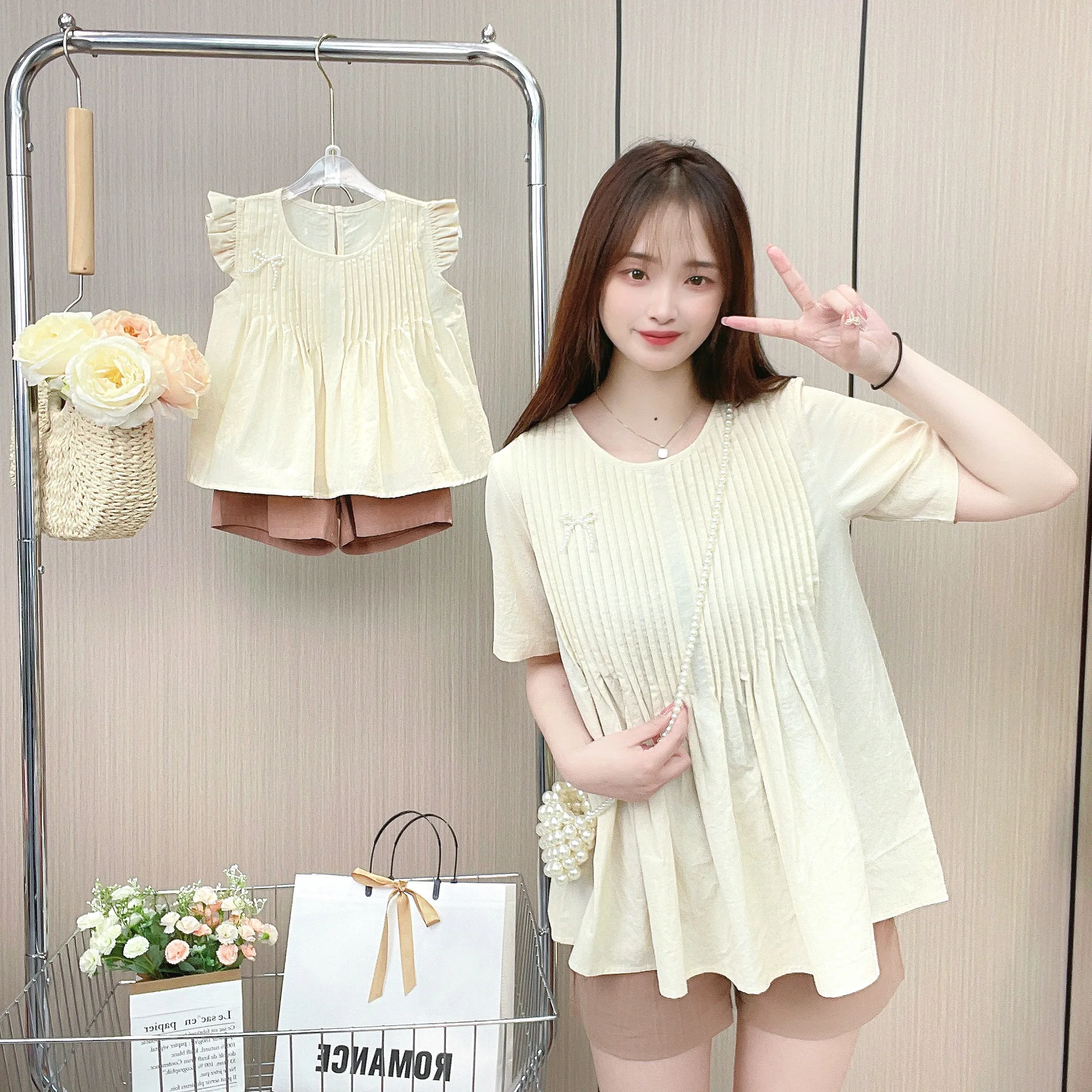 Girls Suits Children 2024 New Spring and Summer Top and Bottoms Simple Casual Style All-match Suits Korean Simple Style
Girls Suits Children 2024 New Spring and Summer Top and Bottoms Simple Casual Style All-match Suits Korean Simple Style