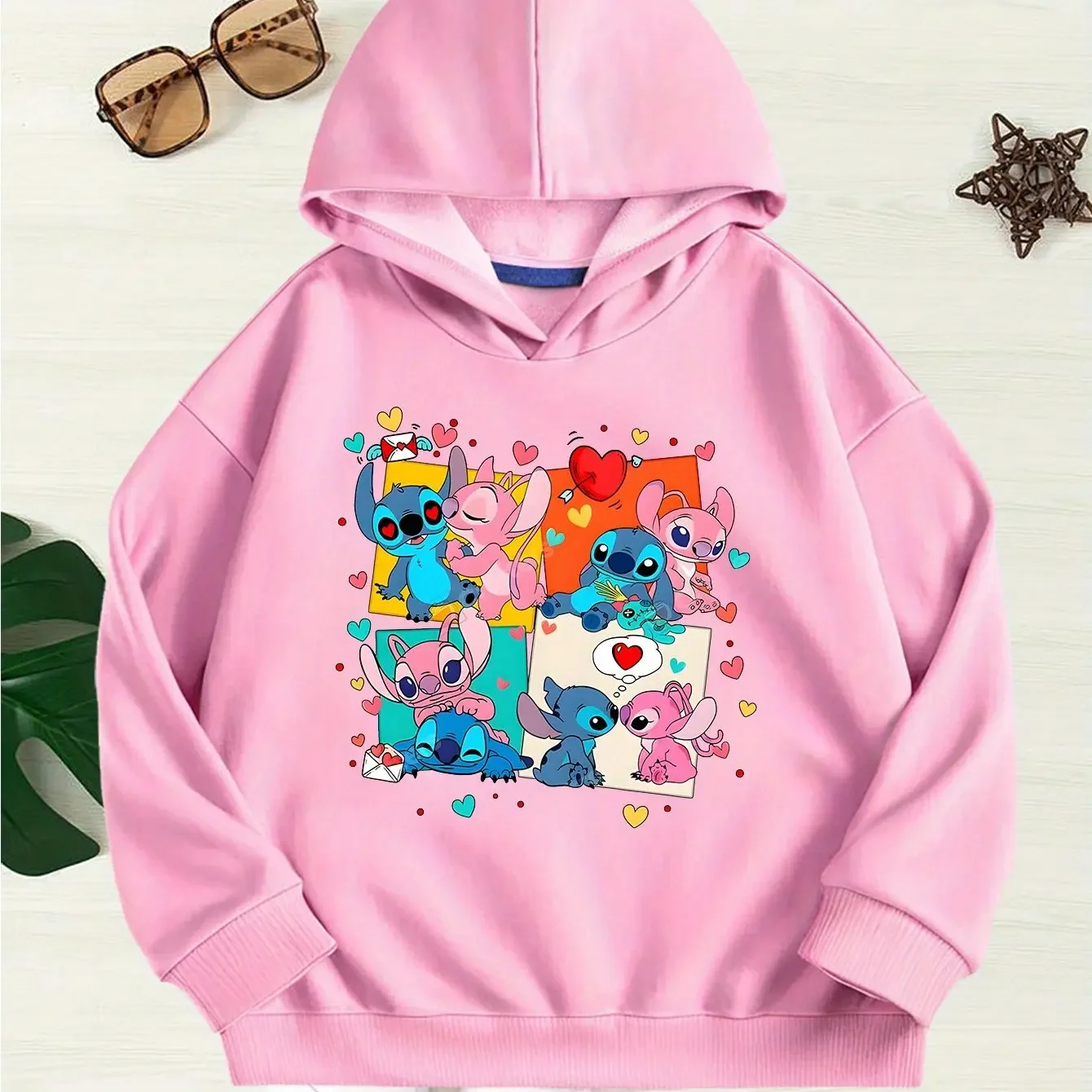 Симпатичный дизайн с принтом Disney Stitch для детской одежды, осенние и зимние уличные спортивные пуловеры для девочек и мальчиков
Симпатичный дизайн с принтом Disney Stitch для детской одежды, осенние и зимние уличные спортивные пуловеры для девочек и мальчиков