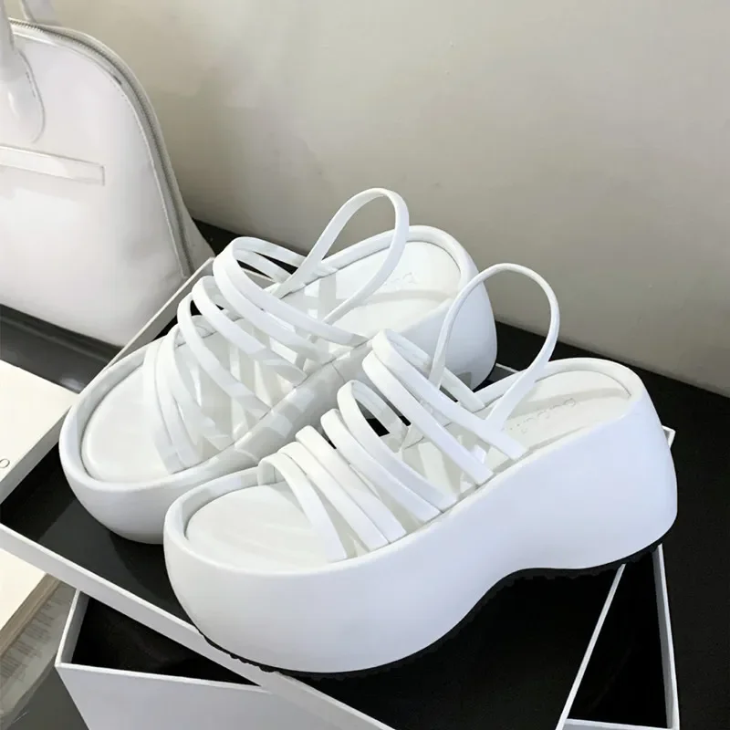 White Thick Bottom Platform Sandals Women Designer Ankle-Wrap Flats Summer Cozy Casual Shoes Wedge Gladiator Sandals Beach Shoe
White Thick Bottom Platform Sandals Women Designer Ankle-Wrap Flats Summer Cozy Casual Shoes Wedge Gladiator Sandals Beach Shoe