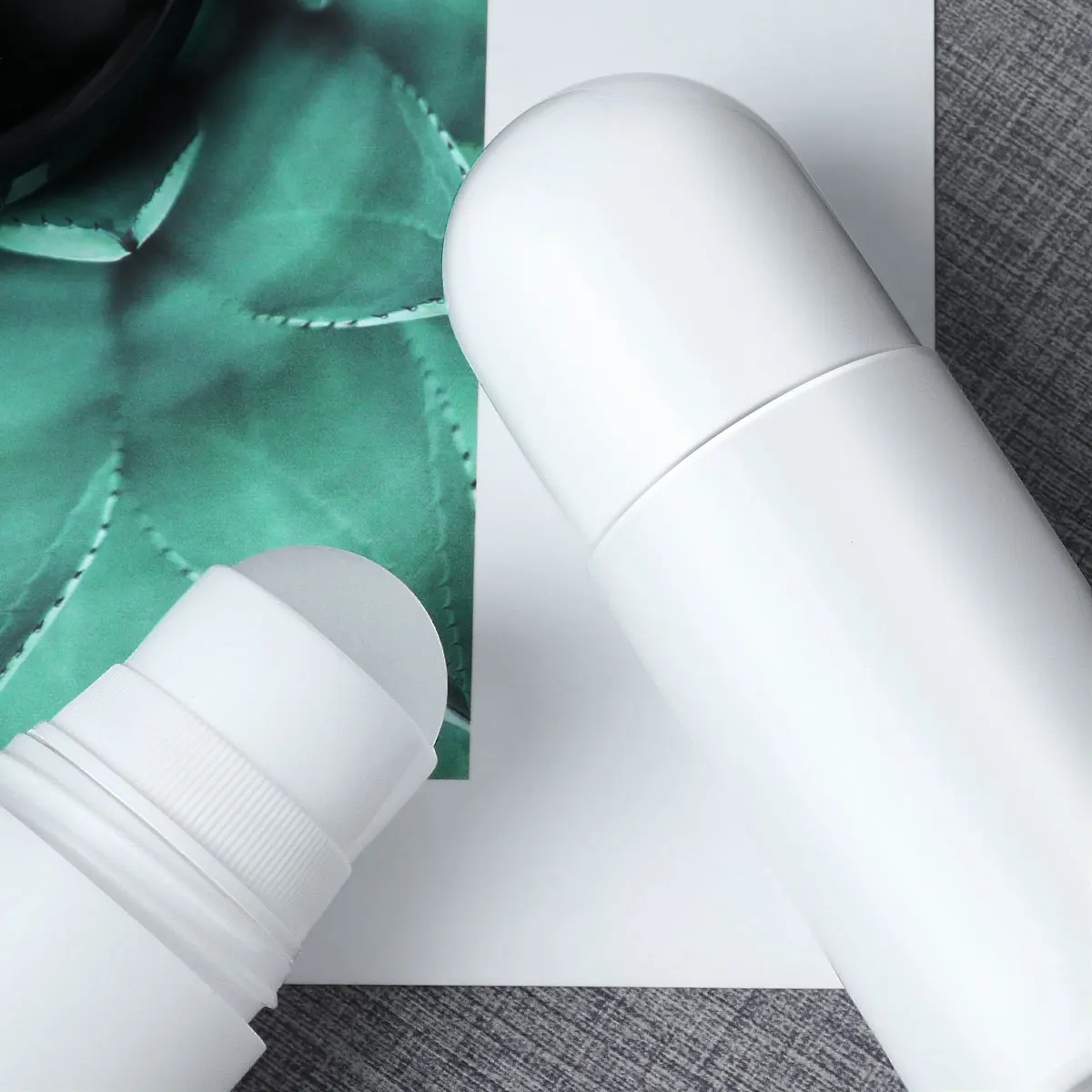 10pcs Roller Bottles 50ml Travel Size Thick PE Plastic Perfume Oil Containers Leakproof Aromatherapy Empty Dropper for Essential
10pcs Roller Bottles 50ml Travel Size Thick PE Plastic Perfume Oil Containers Leakproof Aromatherapy Empty Dropper for Essential