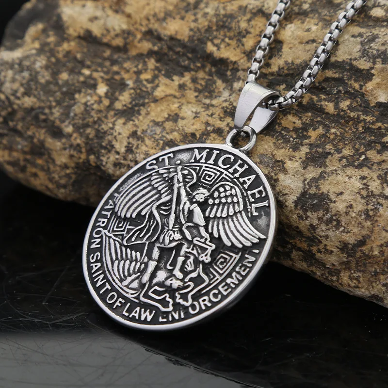Angel Warlord personality Vintage titanium steel round brand pendant Hip Hop men stainless steel necklace wholesale
Angel Warlord personality Vintage titanium steel round brand pendant Hip Hop men stainless steel necklace wholesale