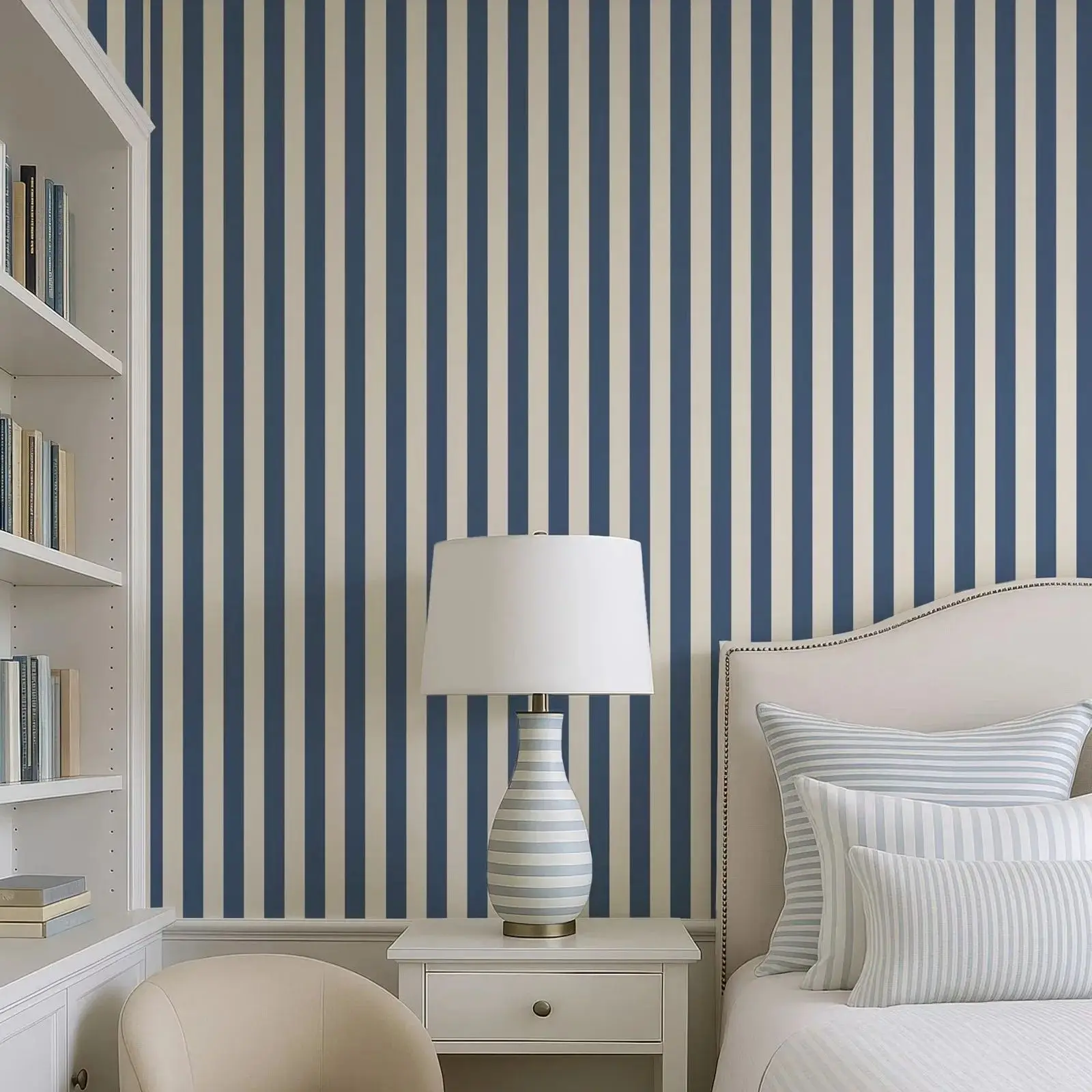 Обои в синюю обычную полоску с кожурой и наклейкой, классический декор для прибрежных стен, темно-синие традиционные обои для морского пляжного дома
Обои в синюю обычную полоску с кожурой и наклейкой, классический декор для прибрежных стен, темно-синие традиционные обои для морского пляжного дома