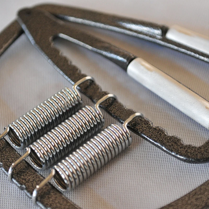 Adjustable Hand Grip Spring Strengthener Gym Fitness Gripper Workout Finger Pinch Muscle Training Exerciser Home Sport Equipment
Adjustable Hand Grip Spring Strengthener Gym Fitness Gripper Workout Finger Pinch Muscle Training Exerciser Home Sport Equipment