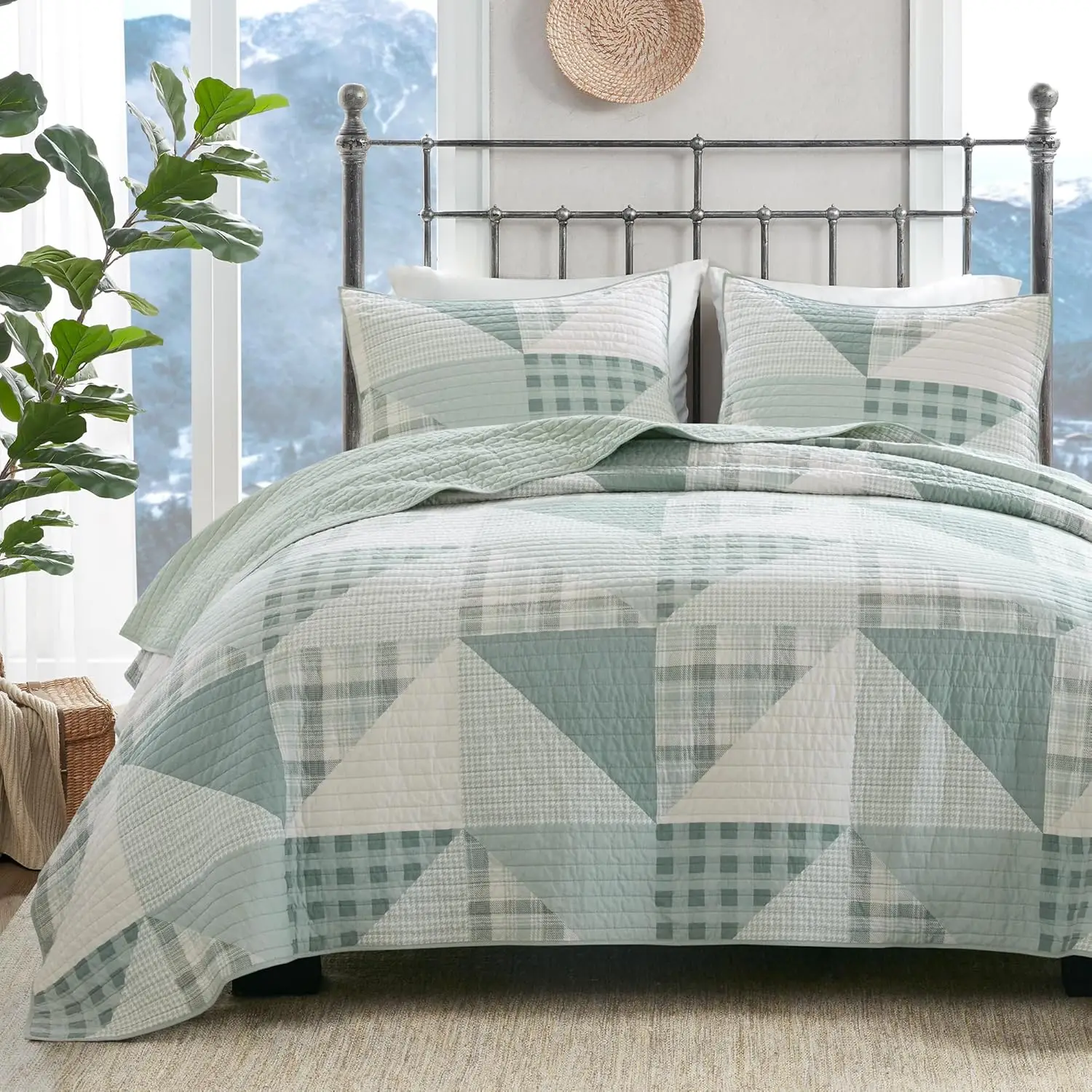 Woolrich Reversible Coverlet Set - Cottage Styling Reversed to Solid Color, All Season Lightweight Coverlet, Cozy Bedding Layer,
Woolrich Reversible Coverlet Set - Cottage Styling Reversed to Solid Color, All Season Lightweight Coverlet, Cozy Bedding Layer,