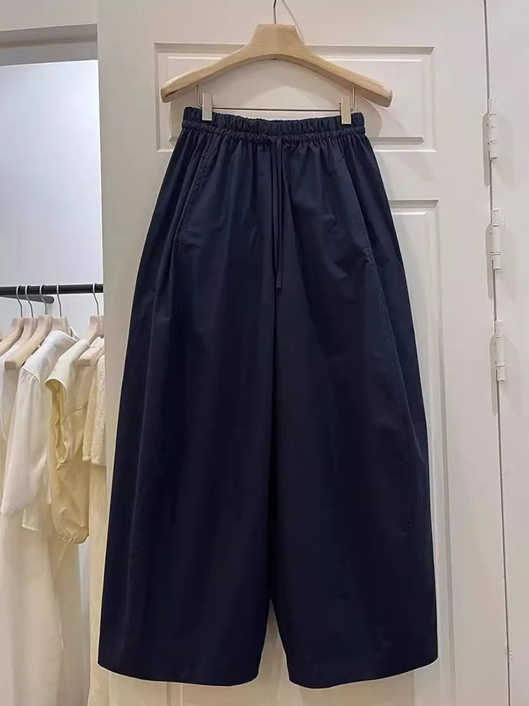 plus Size Casual Pants for plus Size Women High Waist Wide Leg Loose Fit Quick Dry Straight Leg Summer Trousers for Heavy Girls
plus Size Casual Pants for plus Size Women High Waist Wide Leg Loose Fit Quick Dry Straight Leg Summer Trousers for Heavy Girls