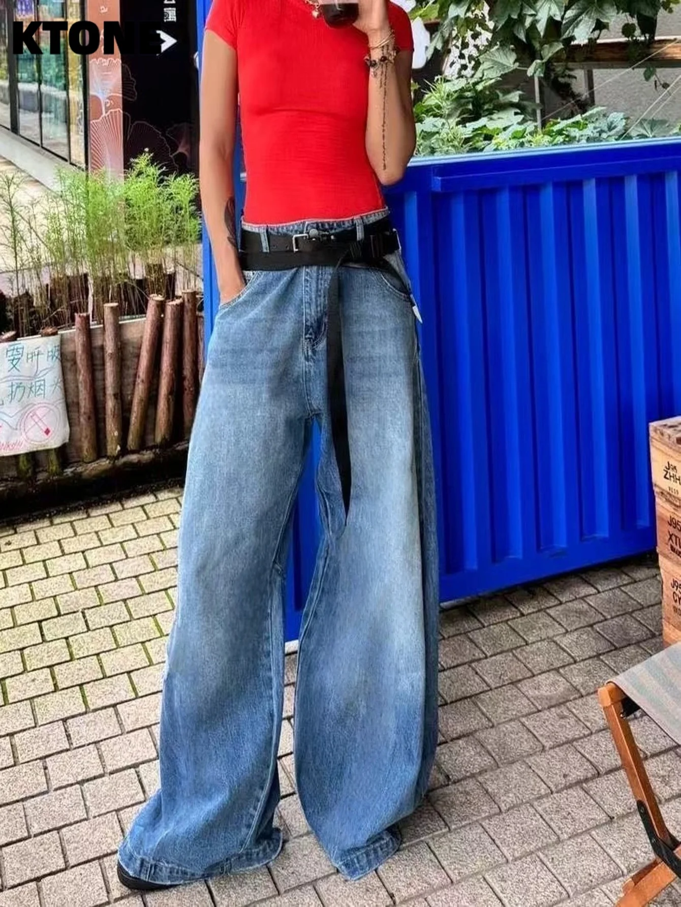 Men's Loose Blue Jeans Y2k Clothes Drip Fashion Unisex Original Loose Pants No accessories or belts included
Men's Loose Blue Jeans Y2k Clothes Drip Fashion Unisex Original Loose Pants No accessories or belts included