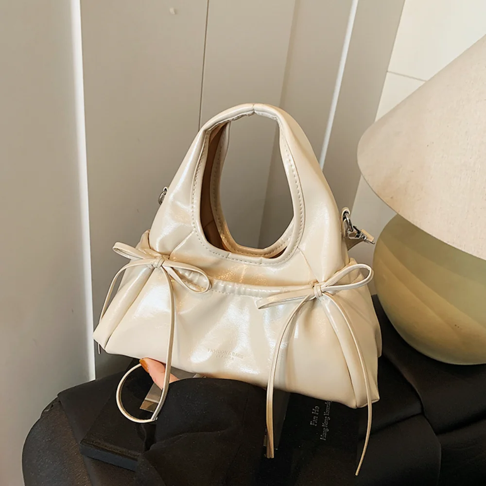 Underarm Hobo Bag Versatile Niche Handbag Ruched Bow Bag Trendy Bag For Dates Commuting Dresses
Underarm Hobo Bag Versatile Niche Handbag Ruched Bow Bag Trendy Bag For Dates Commuting Dresses