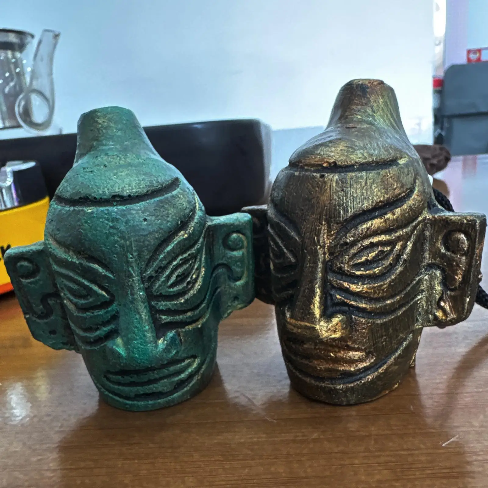 Vintage type Prank Whistle Retro Scream Sound Toy For Haunted Houses & Themed Parties, Scary Prank Gadget For Halloween Cosplay
Vintage type Prank Whistle Retro Scream Sound Toy For Haunted Houses & Themed Parties, Scary Prank Gadget For Halloween Cosplay