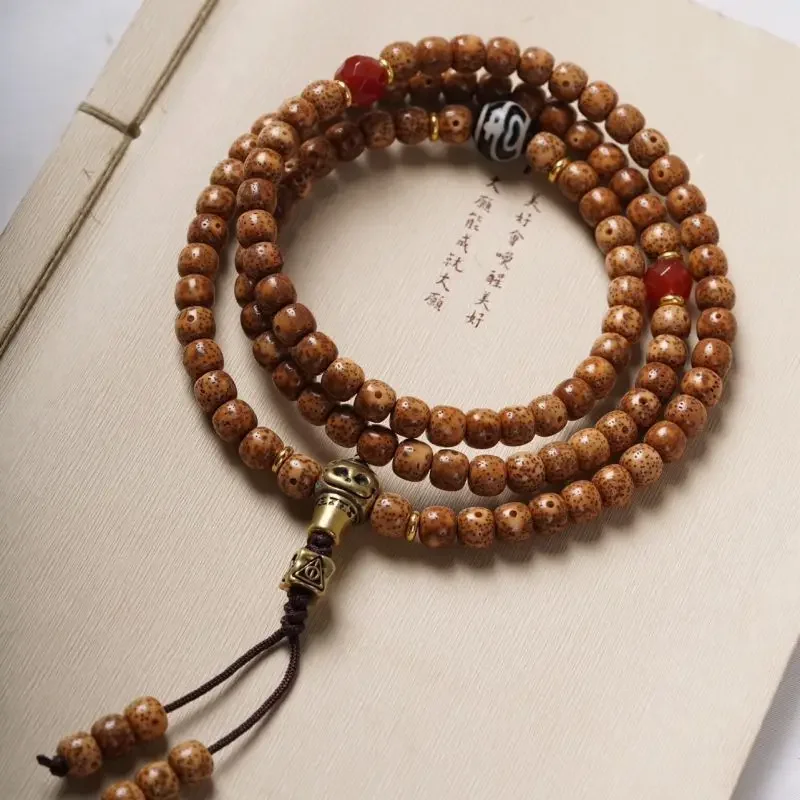 UMQ Natural old material Xingyue Bodhi bracelet 108 Buddha beads rosary bracelet trailer hanging men and women
UMQ Natural old material Xingyue Bodhi bracelet 108 Buddha beads rosary bracelet trailer hanging men and women