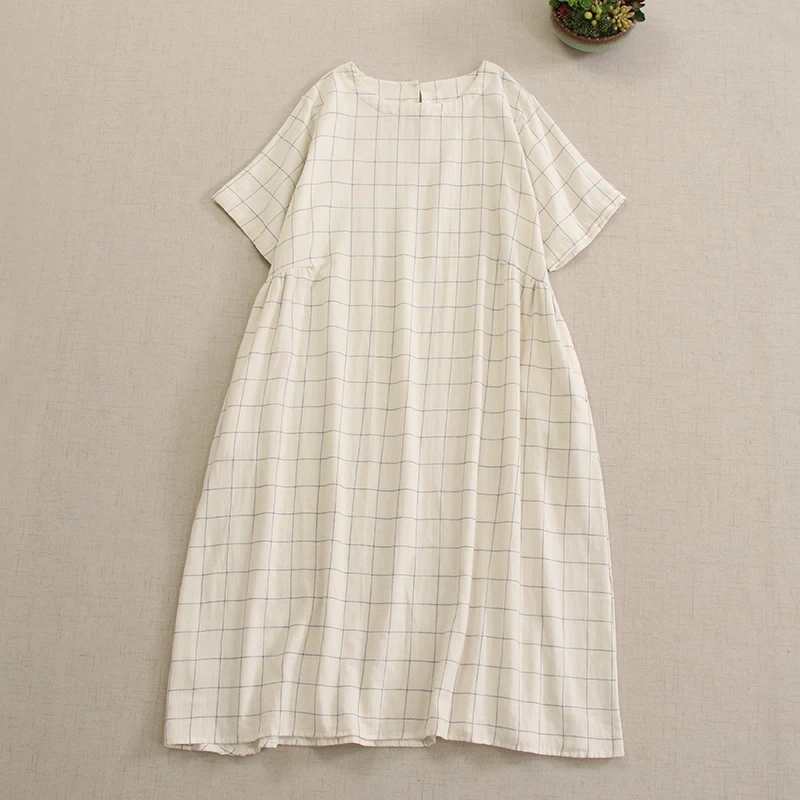 Japanese Vintage Mori Girl Plaid Double Layer Cotton Yarn Dress Women Summer New O-Neck Short Sleeve Casual Loose Midi Dresses
Japanese Vintage Mori Girl Plaid Double Layer Cotton Yarn Dress Women Summer New O-Neck Short Sleeve Casual Loose Midi Dresses