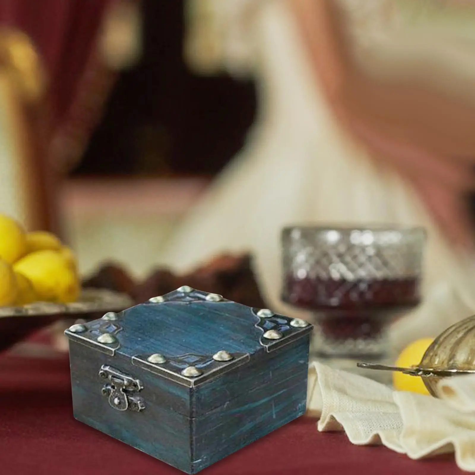 Pirate Treasure Chest Toy Portable Container for Necklaces Earrings Trinket
Pirate Treasure Chest Toy Portable Container for Necklaces Earrings Trinket