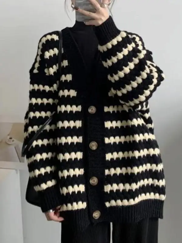 V-Neck Striped Medium Length Knitted Cardigan Street Style Slim Fit Long Sleeve Sweater Autumn Winter Regular Thickness
V-Neck Striped Medium Length Knitted Cardigan Street Style Slim Fit Long Sleeve Sweater Autumn Winter Regular Thickness