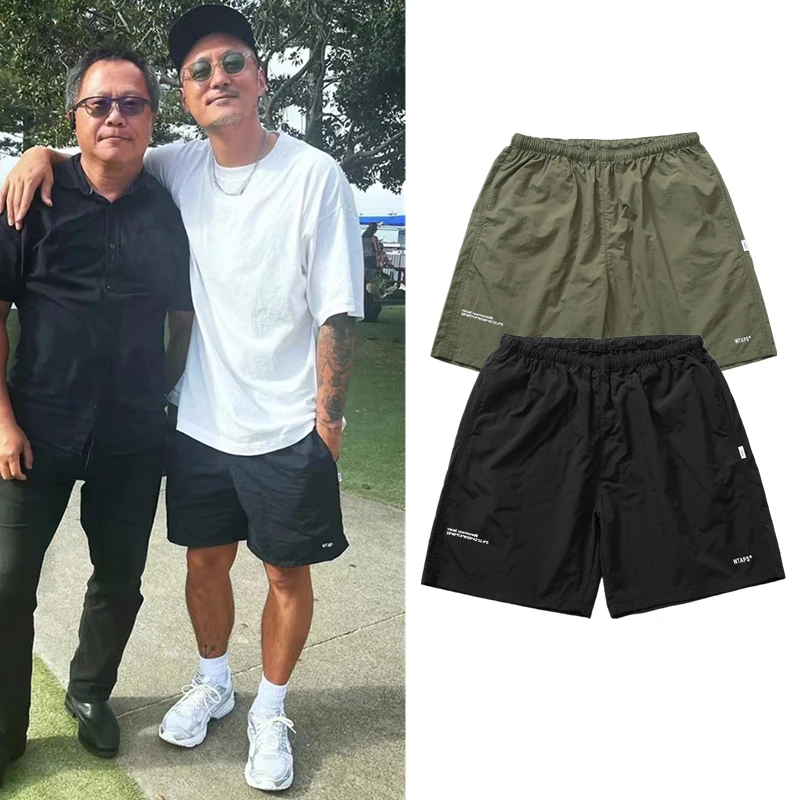 Мужские летние шорты Qui Dry: тонкие пляжные брюки свободного кроя для спорта и повседневной носки, из смесового полиэстера и хлопка, молодежные, модные, трендовые
Мужские летние шорты Qui Dry: тонкие пляжные брюки свободного кроя для спорта и повседневной носки, из смесового полиэстера и хлопка, молодежные, модные, трендовые