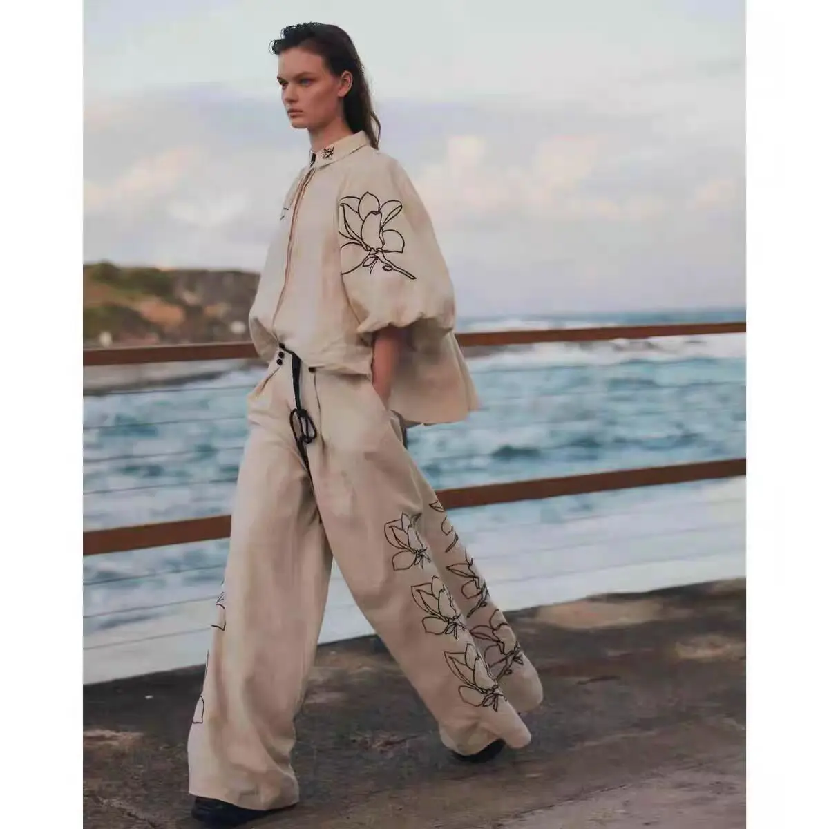 Faionable свободный топ с принтом, комплект широких брюк, новый Ele Ladylike Sle для похудения Agel, модный женский весенний комплект на четыре сезона 
Faionable свободный топ с принтом, комплект широких брюк, новый Ele Ladylike Sle для похудения Agel, модный женский весенний комплект на четыре сезона