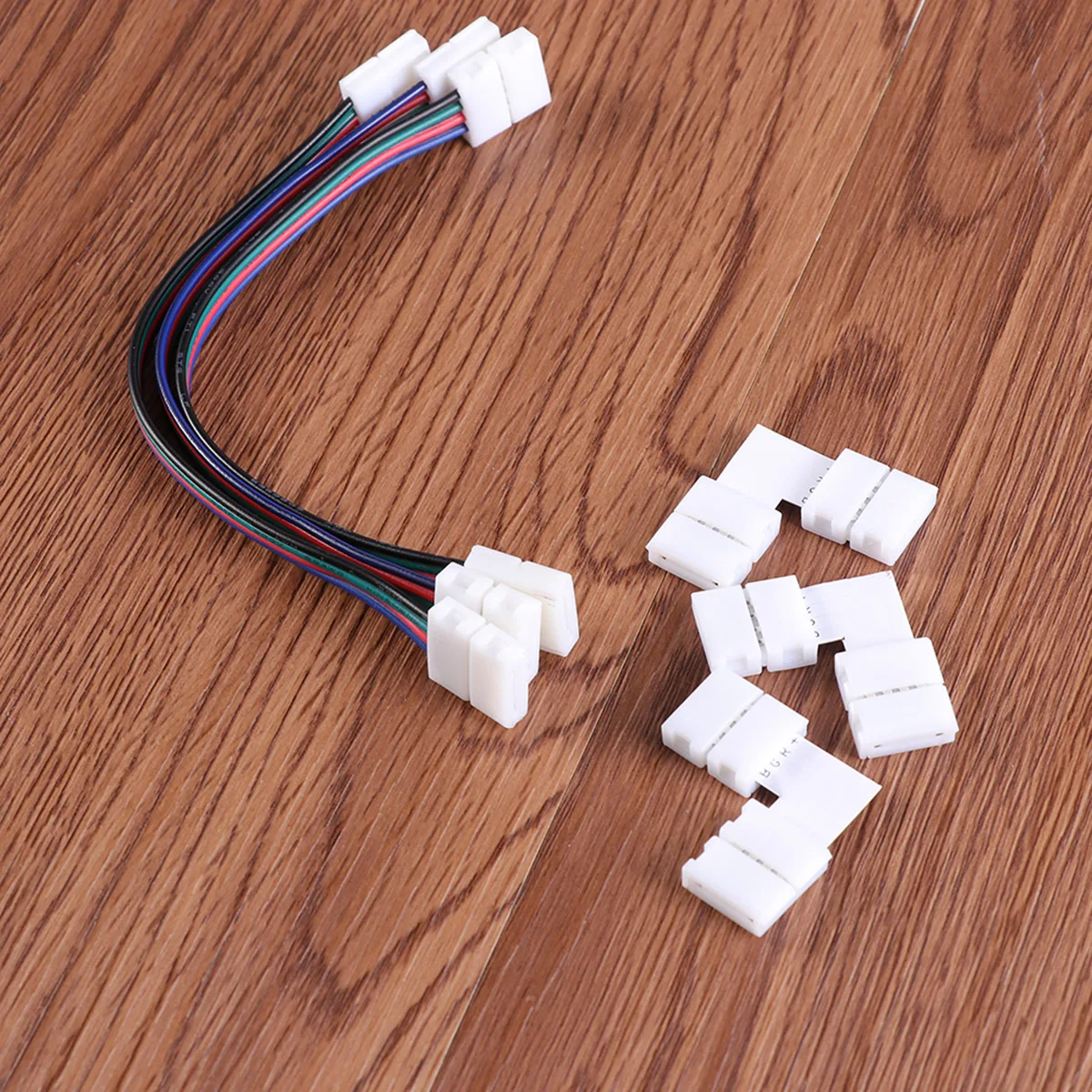 1 Set 4-Pin Rgb Connector 10Mm Solderless Jumper Power Adapter Strip Extender Flexible Connector Clip For 5050/3528/5630 Led
1 Set 4-Pin Rgb Connector 10Mm Solderless Jumper Power Adapter Strip Extender Flexible Connector Clip For 5050/3528/5630 Led