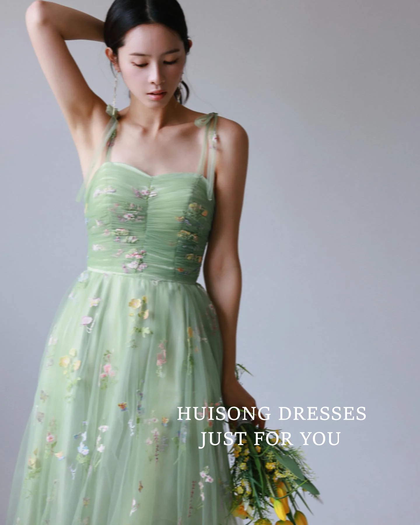HUISONG Customized Embroidery Lace Tulle Korean Wedding Dress Spaghetti Straps A-Line Bridal Gown Korea Wedding Photo Shoot Gown
HUISONG Customized Embroidery Lace Tulle Korean Wedding Dress Spaghetti Straps A-Line Bridal Gown Korea Wedding Photo Shoot Gown