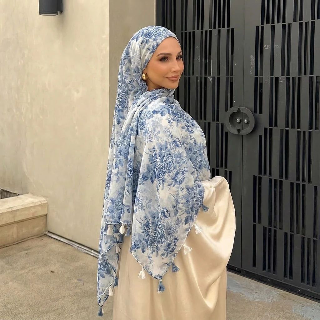 2026 New Fashion Summer Women Scarf Bohemia Flower Beach Hijab Shawls and Wraps Female Foulard Echarpe Designer Pashmina Bandana
2026 New Fashion Summer Women Scarf Bohemia Flower Beach Hijab Shawls and Wraps Female Foulard Echarpe Designer Pashmina Bandana