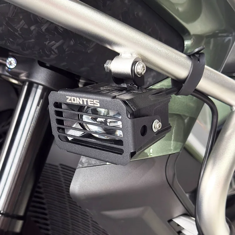 Suitable for ZONTES ZT368G 703F motorcycle modification front fog lamp decoration cover, spotlight protection cover accessories
Suitable for ZONTES ZT368G 703F motorcycle modification front fog lamp decoration cover, spotlight protection cover accessories