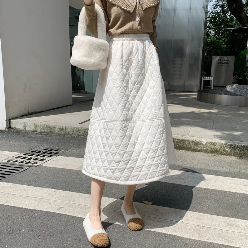 High Quality Cotton-padded High-waisted Skirt Women Korean Fashion Diamond-patterned A-line Skirt Fall Winter Thick Faldas
High Quality Cotton-padded High-waisted Skirt Women Korean Fashion Diamond-patterned A-line Skirt Fall Winter Thick Faldas