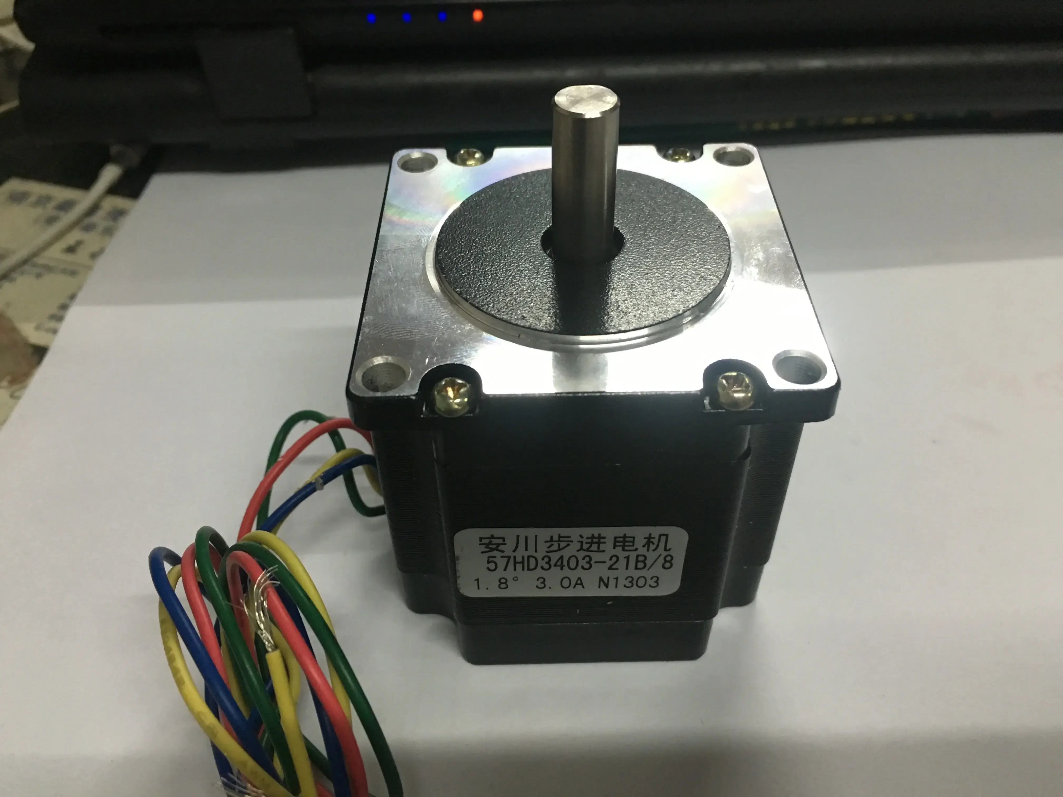 stepper motor 57HD3403-21B/8/1.8 degrees 3.0A
stepper motor 57HD3403-21B/8/1.8 degrees 3.0A