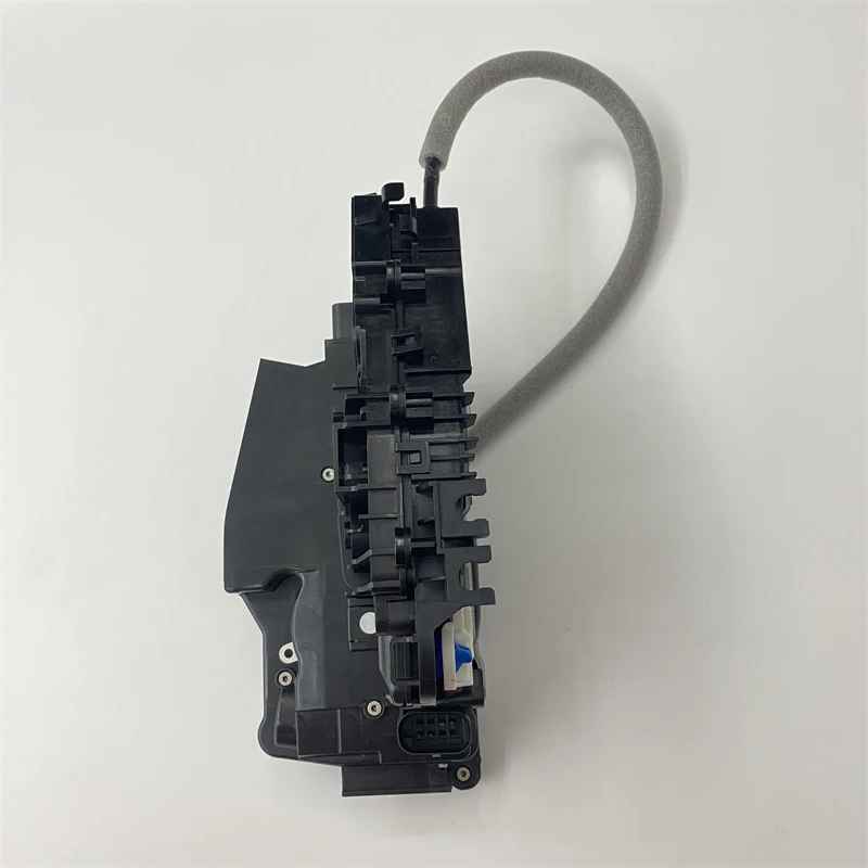 0997200101/ 099 720 01 01 for Mercedes Benz W213 W167 W222 Front Door Lock Actuator
0997200101/ 099 720 01 01 for Mercedes Benz W213 W167 W222 Front Door Lock Actuator