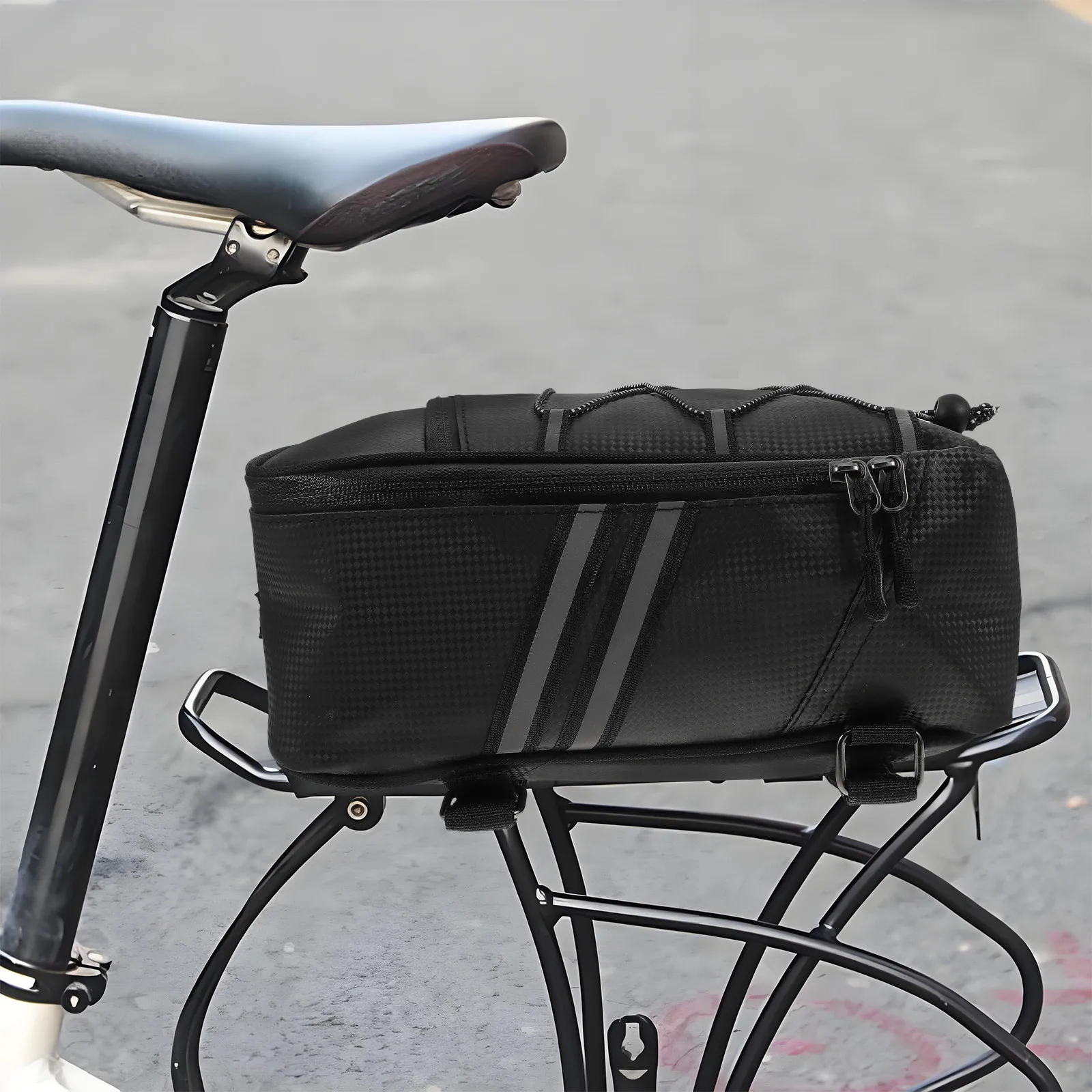 Bike Seat Bag Waterproof PU Rear Storage Pouch for Road E-Bike Motorcycle Convenient Phone Tool Grocery Cycling
Bike Seat Bag Waterproof PU Rear Storage Pouch for Road E-Bike Motorcycle Convenient Phone Tool Grocery Cycling