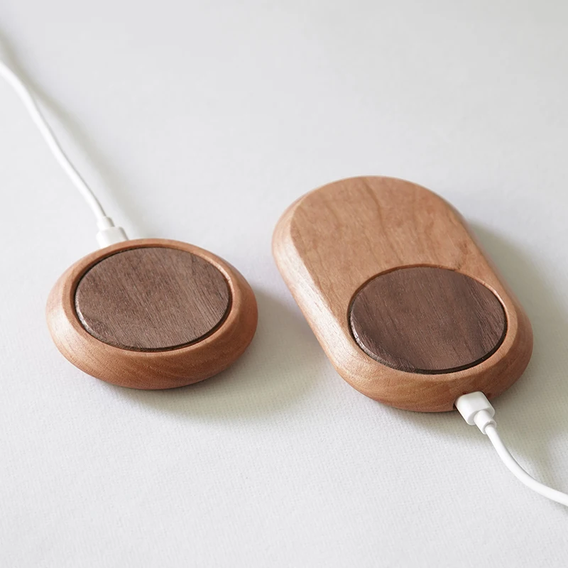 15W wooden wireless charger made of cherry wood, a stress-relieving and healing gift, creative toy for squeezing
15W wooden wireless charger made of cherry wood, a stress-relieving and healing gift, creative toy for squeezing