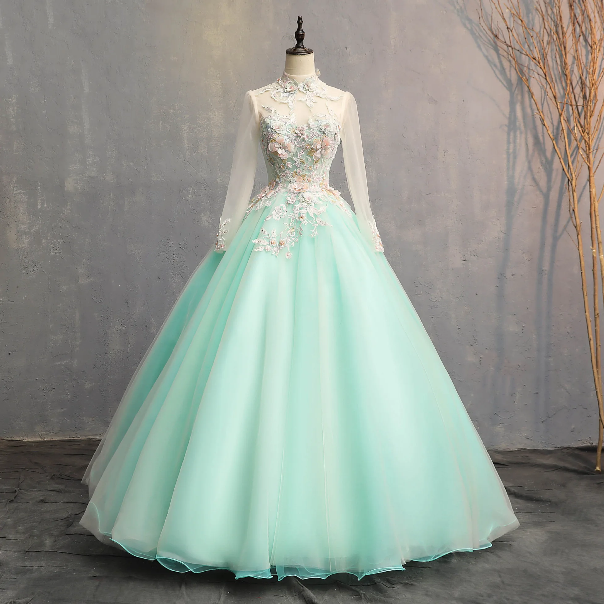 Бальное платье по индивидуальному заказу, платья Quinceanera, аппликации, длинные рукава, платья для выпускного вечера, дня рождения, вечернее платье Vestido De Noche
Бальное платье по индивидуальному заказу, платья Quinceanera, аппликации, длинные рукава, платья для выпускного вечера, дня рождения, вечернее платье Vestido De Noche