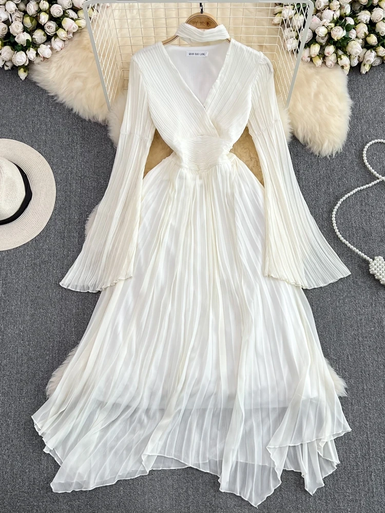 French Long Dress Women Clothing Fashion Robe Long Sleeves Hanging Neck Slim V-neck High Waist A-line Dress
French Long Dress Women Clothing Fashion Robe Long Sleeves Hanging Neck Slim V-neck High Waist A-line Dress