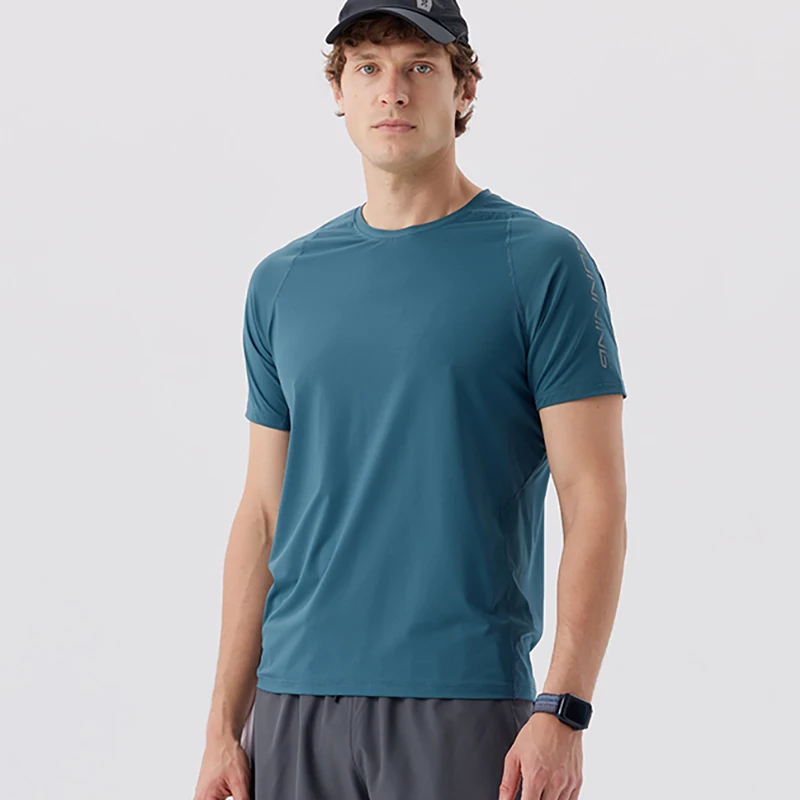 Men's Summer Quick Dry Running Sports T-Shirt Gym Fitness Training Clothing Jogging Shirts Comfortable Breathable Sportswear
Men's Summer Quick Dry Running Sports T-Shirt Gym Fitness Training Clothing Jogging Shirts Comfortable Breathable Sportswear
