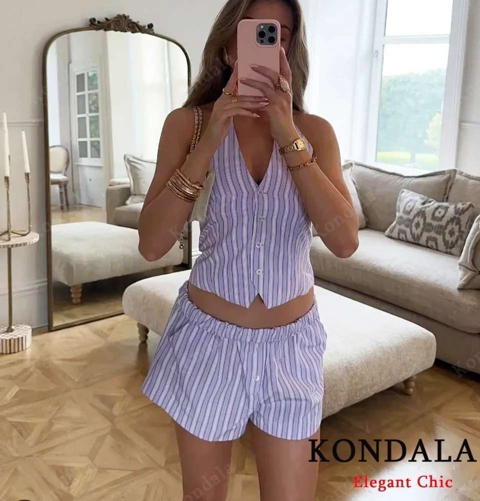 KONDALA осенний женский сексуальный фиолетовый полосатый топ с лямкой на шее, комплект мини-шорт с закрученной талией, новинка 2025 года, модный летний праздничный комплект с открытой спиной
KONDALA осенний женский сексуальный фиолетовый полосатый топ с лямкой на шее, комплект мини-шорт с закрученной талией, новинка 2025 года, модный летний праздничный комплект с открытой спиной