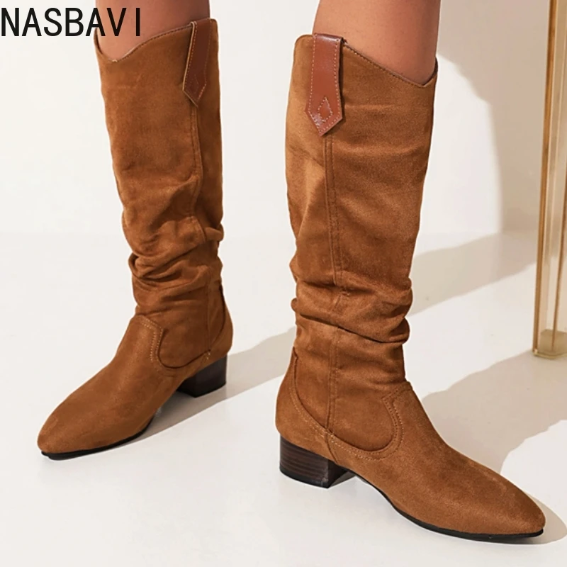 Осенне-зимние сапоги до колена, женские черные, коричневые замшевые женские высокие сапоги, повседневные модные длинные туфли на низком каблуке для вечеринок, женские большие размеры
Осенне-зимние сапоги до колена, женские черные, коричневые замшевые женские высокие сапоги, повседневные модные длинные туфли на низком каблуке для вечеринок, женские большие размеры