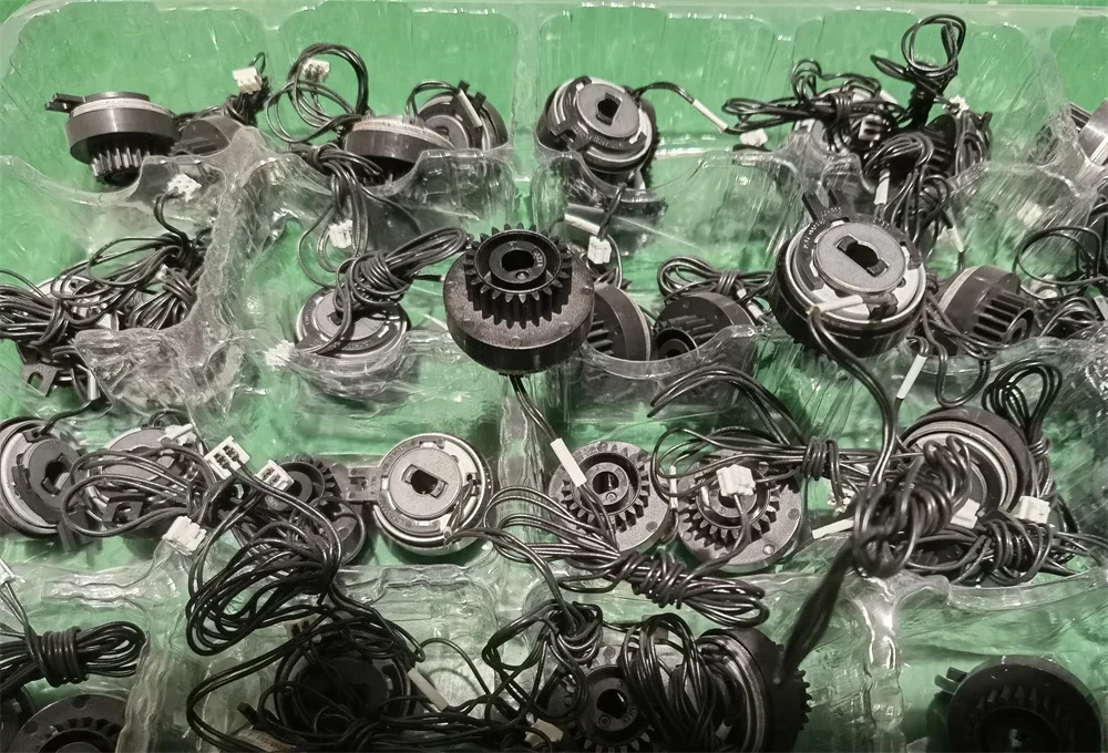 JC47-00033B Электрическое сцепление для Samsung M2022 M2026 M2070 SCX3400 3400F 3405 3405W ML2160 2165 SF760 760P ДЛЯ HP108 104 106 136
JC47-00033B Электрическое сцепление для Samsung M2022 M2026 M2070 SCX3400 3400F 3405 3405W ML2160 2165 SF760 760P ДЛЯ HP108 104 106 136