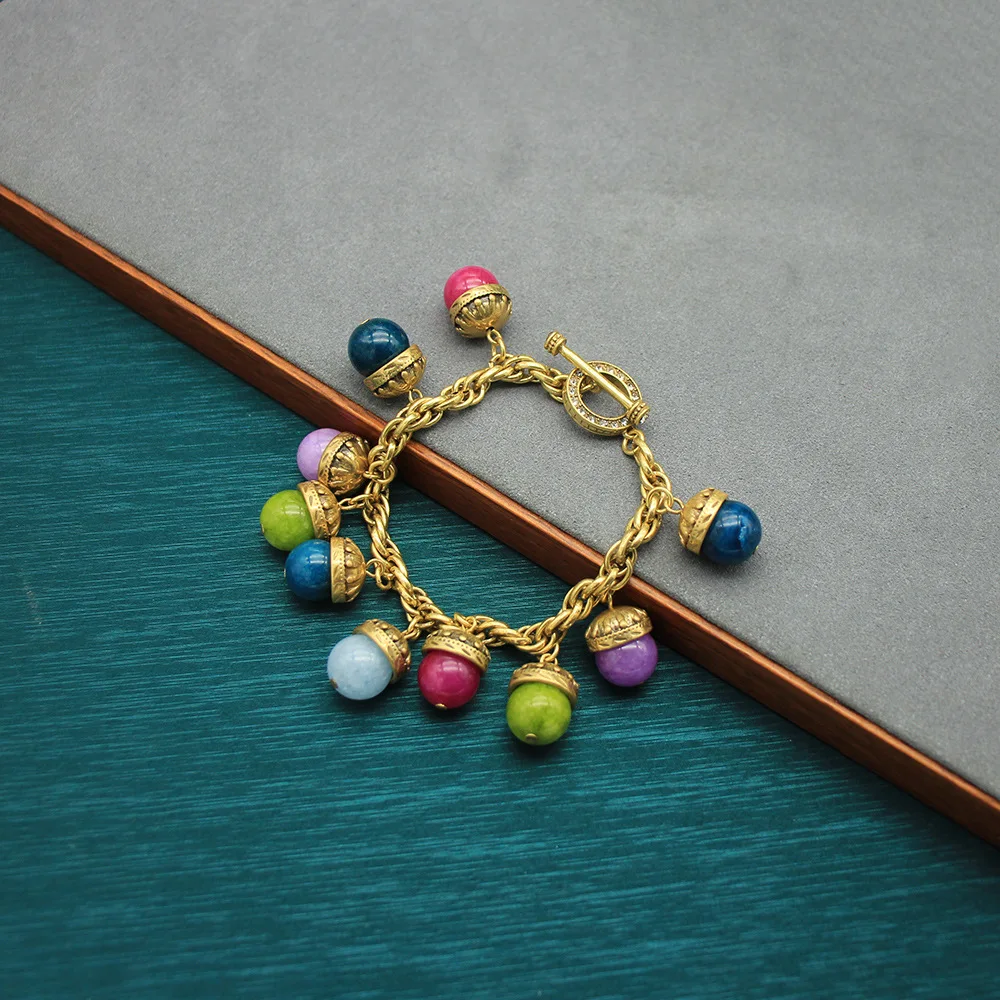 Французский ретро-браслет из натурального камня и хрустальных бусин - винтажные украшения, антикварное золото, универсальный стиль
Французский ретро-браслет из натурального камня и хрустальных бусин - винтажные украшения, антикварное золото, универсальный стиль