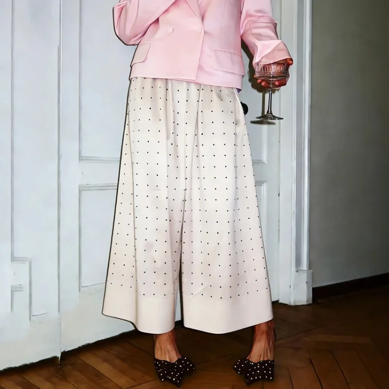 Spring and Summer Polka Dot Women's Commuter Trousers
Spring and Summer Polka Dot Women's Commuter Trousers