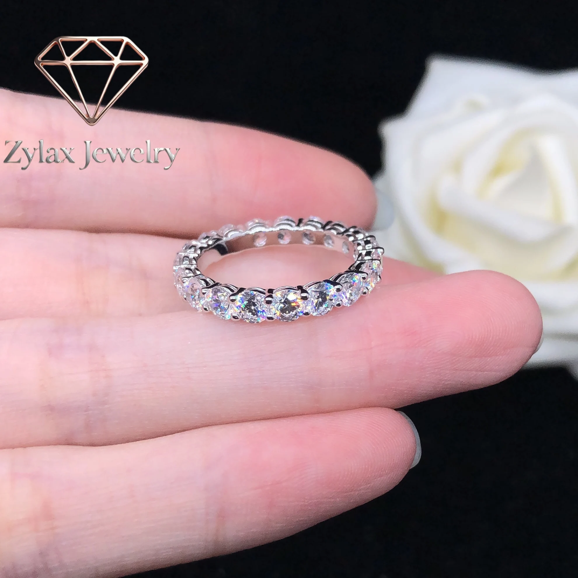 Zylax Jewelry Full Eternity 0.2Ct Single Stone D VVS1 Moissanite Diamond Ring Solid 14K White Gold Jewelry for Women Wedding Ban
Zylax Jewelry Full Eternity 0.2Ct Single Stone D VVS1 Moissanite Diamond Ring Solid 14K White Gold Jewelry for Women Wedding Ban