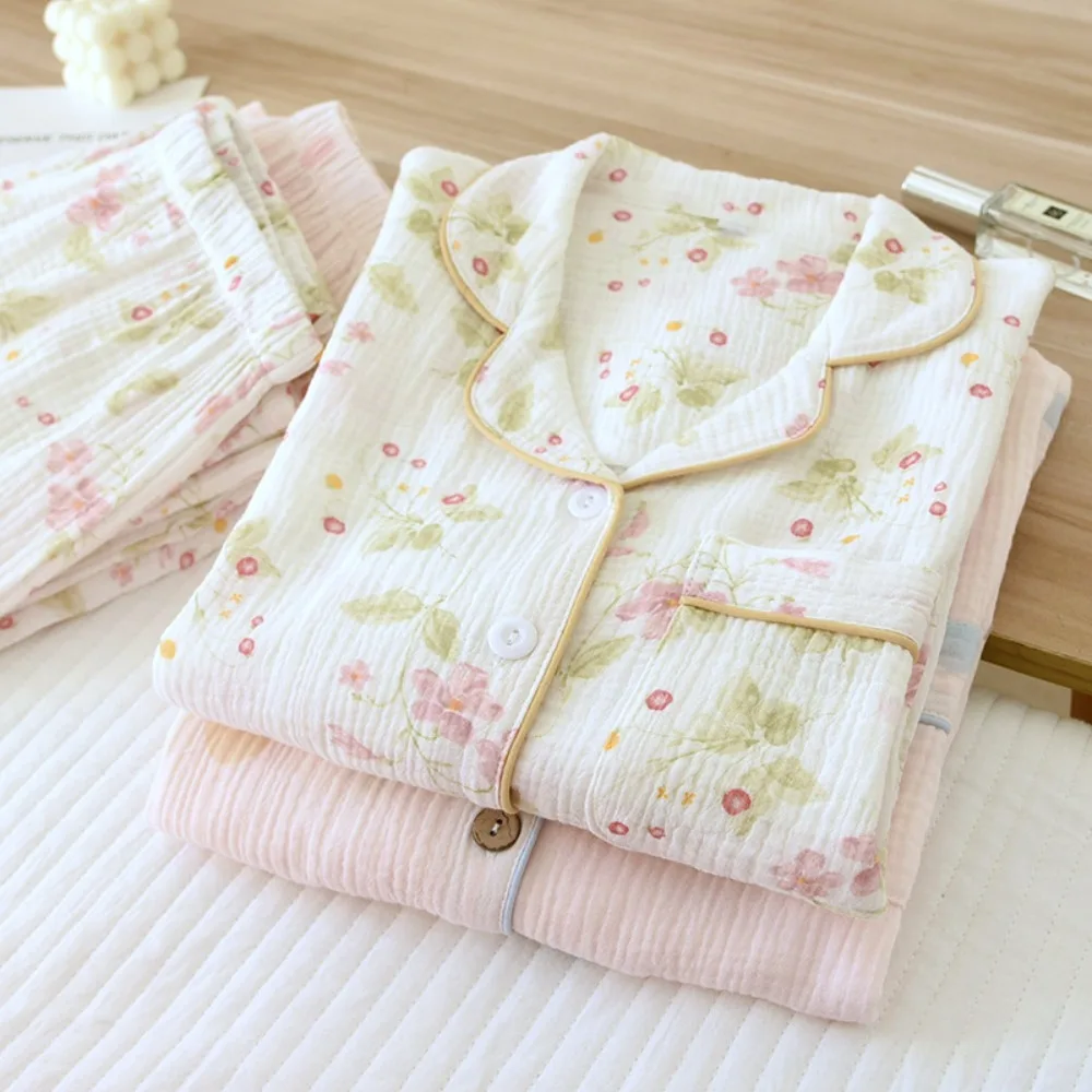 Wholesale & Retail Spring Lightweight Sweet Pique Cotton Set: Heart Print Double Gauze Pajamas Pajamas for Women Trousers Sets
Wholesale & Retail Spring Lightweight Sweet Pique Cotton Set: Heart Print Double Gauze Pajamas Pajamas for Women Trousers Sets