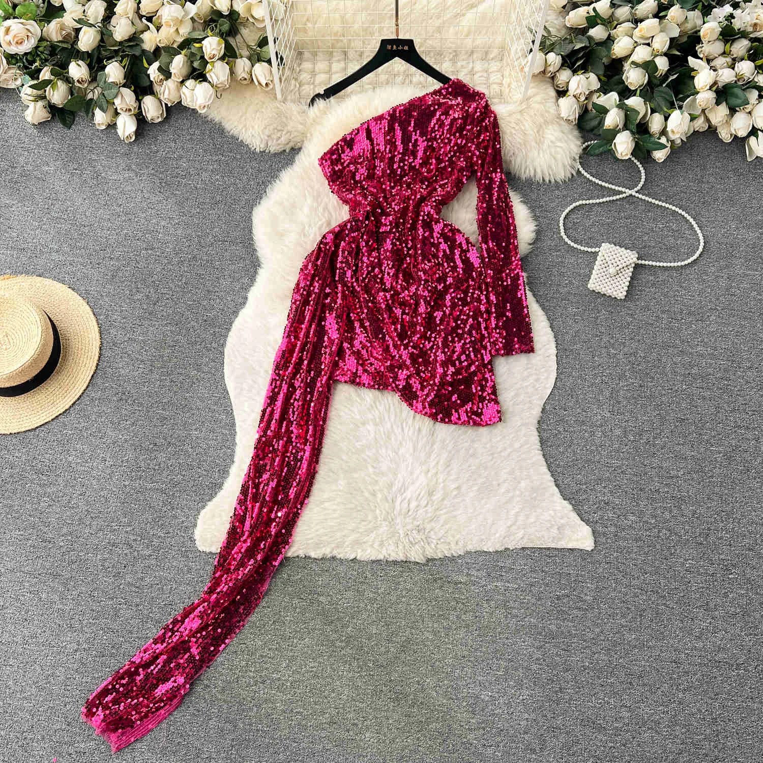 Sexy Diagonal Collar One Shoulder Long Sleeve Sequins Party Dress for Women Elegant Luxury Slim Fit Mini Club Irregular Dresses
Sexy Diagonal Collar One Shoulder Long Sleeve Sequins Party Dress for Women Elegant Luxury Slim Fit Mini Club Irregular Dresses