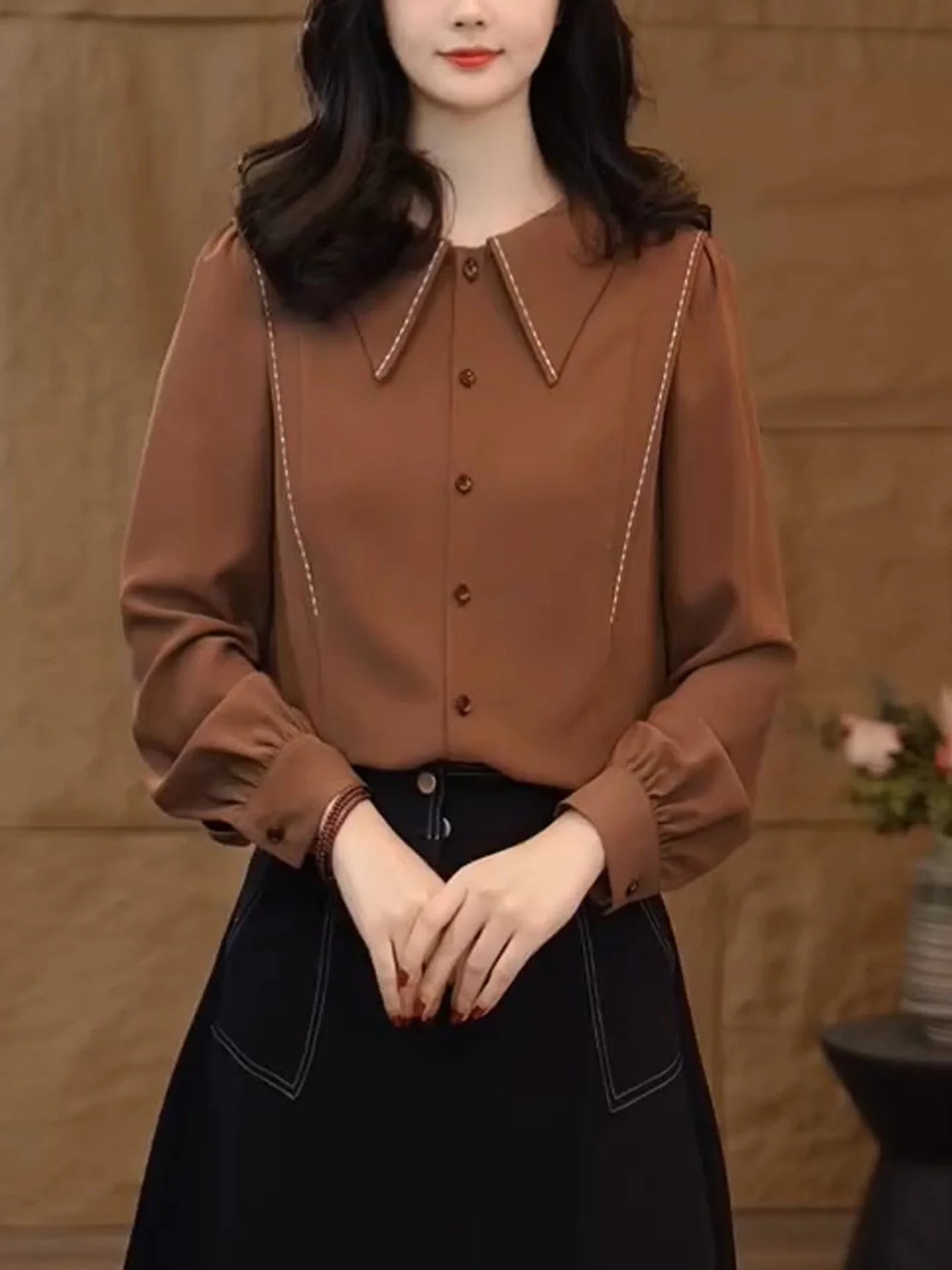 Retro Collar Simple Long Sleeve Silk Shirt Ageless Early Spring Shoulder Length Versatile Shirt Small Shirt Commute Style Kor...
Retro Collar Simple Long Sleeve Silk Shirt Ageless Early Spring Shoulder Length Versatile Shirt Small Shirt Commute Style Kor...