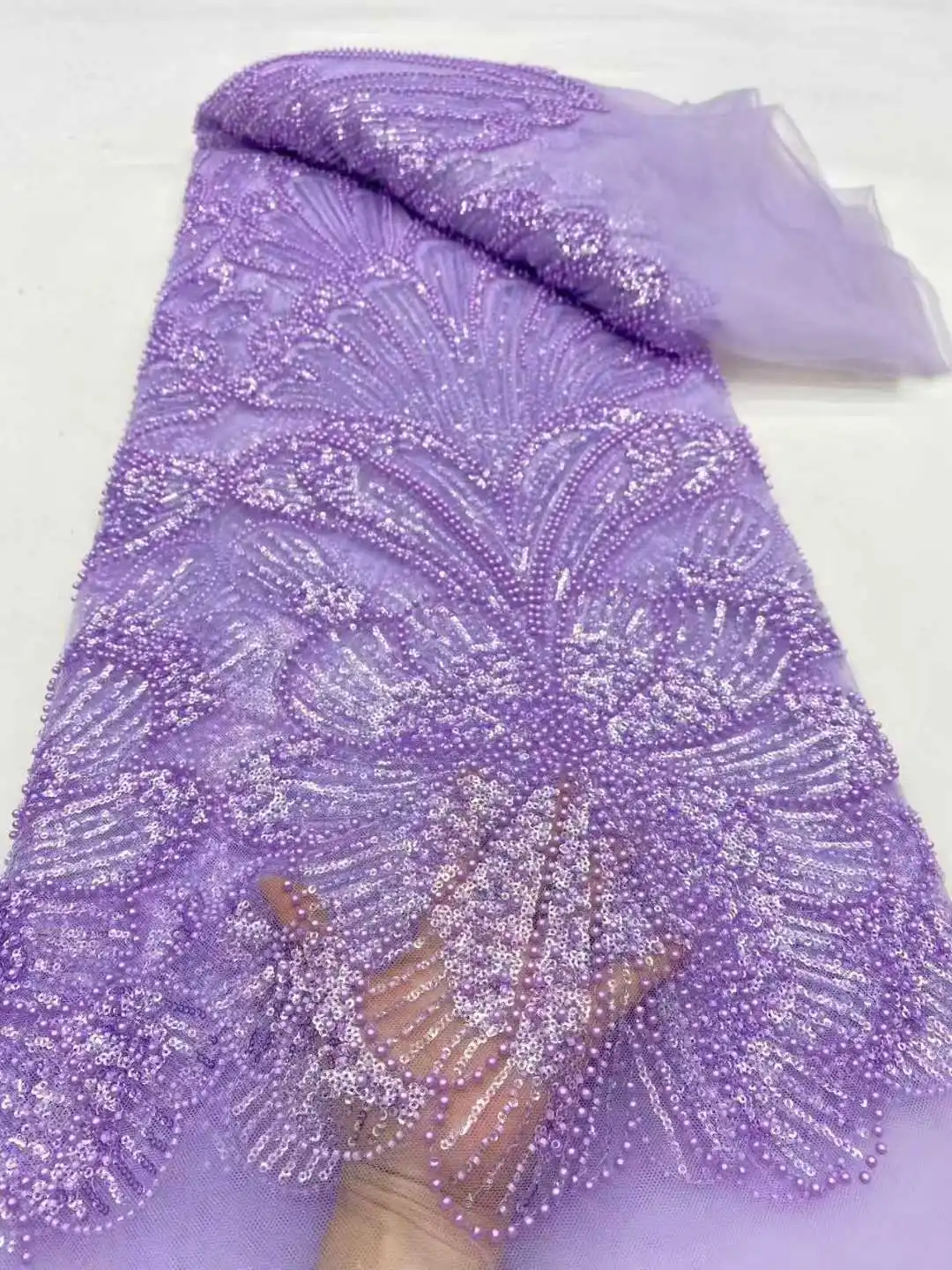 African Nigerian High-Quality Sequins Tulle Lace Fabric for Prom Dresses Beads Embroidery Sewing Net Cloth
African Nigerian High-Quality Sequins Tulle Lace Fabric for Prom Dresses Beads Embroidery Sewing Net Cloth