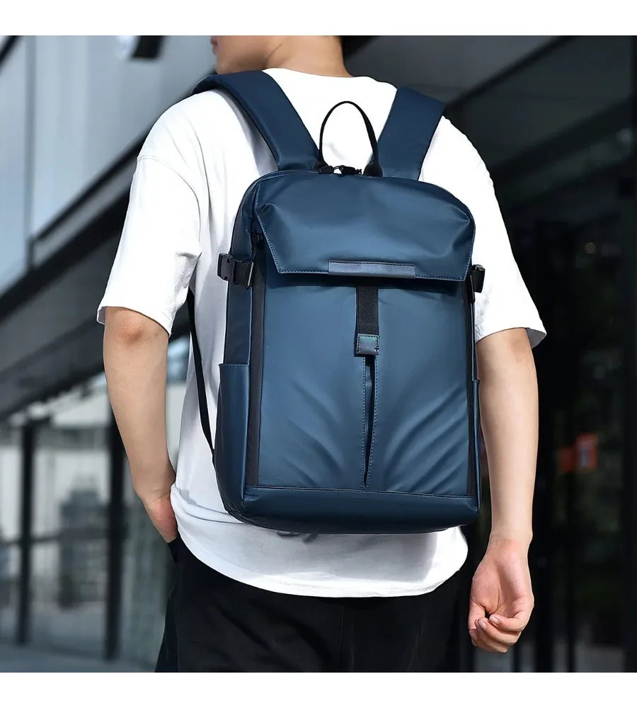 Rugged build makes this outdoor backpack ideal for cycling casual trips and daily school runs
Rugged build makes this outdoor backpack ideal for cycling casual trips and daily school runs