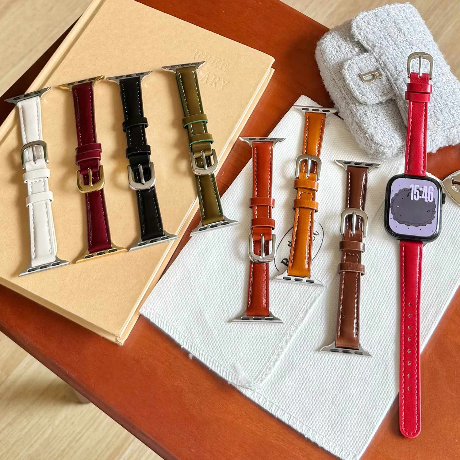 Premium oil surface leather strap for Apple Watch 49-38mm S11 S10 42mm, soft and comfortable for IWatch 9-1 strap
Premium oil surface leather strap for Apple Watch 49-38mm S11 S10 42mm, soft and comfortable for IWatch 9-1 strap