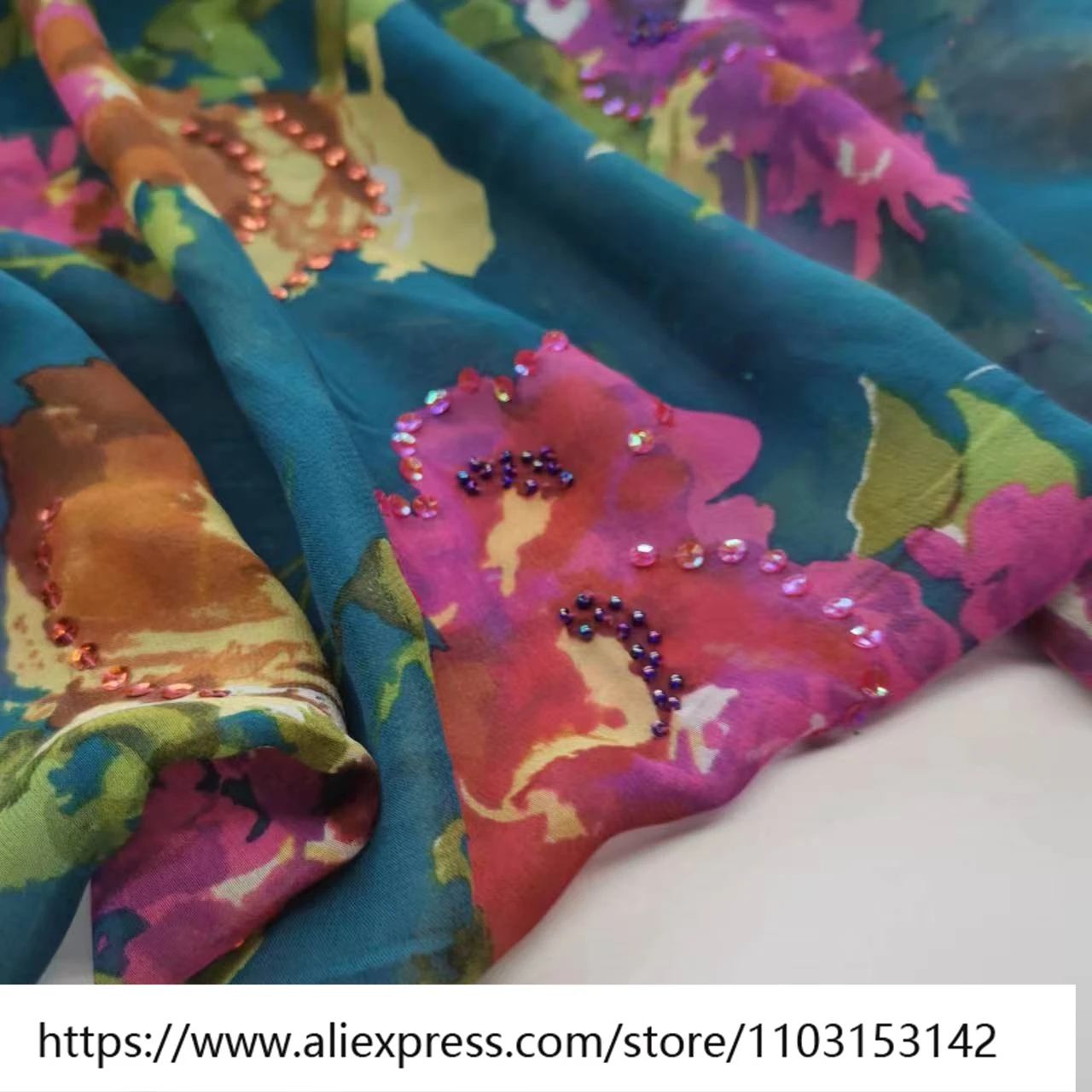 Designer Sewing Fabric Lightweight Women's Sequin Beaded Silk 8momme Cloth Fashion Dress Performance Wear
Designer Sewing Fabric Lightweight Women's Sequin Beaded Silk 8momme Cloth Fashion Dress Performance Wear