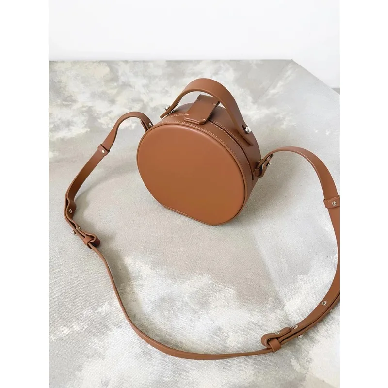 Women's Shoulder Bag Luxury Lightweight Small Casual Bag Brand Design New High Quality Fashion Crossbody Bag
Women's Shoulder Bag Luxury Lightweight Small Casual Bag Brand Design New High Quality Fashion Crossbody Bag