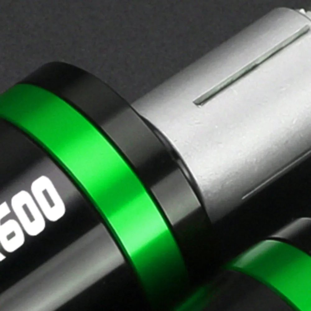 Motorcycle Accessories 7/8" 22mm Handlebar Hand Grips Handle Bar End Cap For KAWASAK ZZR600 ZZR 600 1990 1999 2008 2025 2026
Motorcycle Accessories 7/8" 22mm Handlebar Hand Grips Handle Bar End Cap For KAWASAK ZZR600 ZZR 600 1990 1999 2008 2025 2026